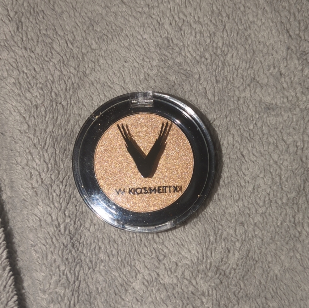 ✨V Kosmetik pressed shimmer powder